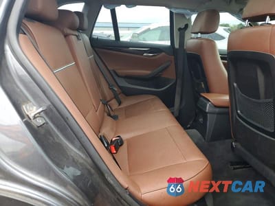 Zdjęcie 11 z 14 samochodu: 2015 BMW X1 XDRIVE28I VIN:WBAVL1C5XFVY36885 - miniatura
