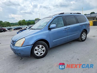 2008 KIA SEDONA EX KNDMB233486255420 - główne zdjęcie licytacji z USA - miniatura