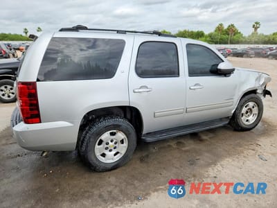 Trzecie zdjęcie samochodu z tyłu: 2013 CHEVROLET TAHOE C1500 LT VIN:1GNSCBE06DR301613 - miniatura
