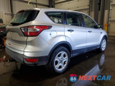 Trzecie zdjęcie samochodu z tyłu: 2017 FORD ESCAPE S VIN:1FMCU0F77HUA38721 - miniatura