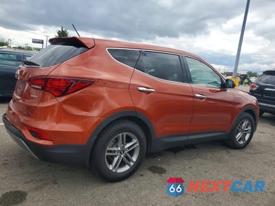 Trzecie zdjęcie samochodu z tyłu: 2018 HYUNDAI SANTA FE SPORT 2.4L VIN:5XYZT3LB9JG520948 - miniatura