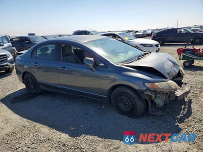 Czwarte zdjęcie samochodu z boku: 2010 HONDA CIVIC LX VIN:19XFA1F58AE053893 - miniatura