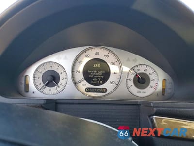 Zdjęcie 9 z 12 samochodu: 2007 MERCEDES-BENZ E 350 VIN:WDBUF56X77B047752 - miniatura