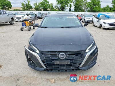 Piąte zdjęcie samochodu w środku: 2023 NISSAN ALTIMA SV VIN:1N4BL4DV3PN312541 - miniatura