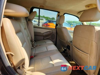 Zdjęcie 11 z 13 samochodu: 2007 FORD EXPLORER XLT VIN:1FMEU63E87UB85949 - miniatura