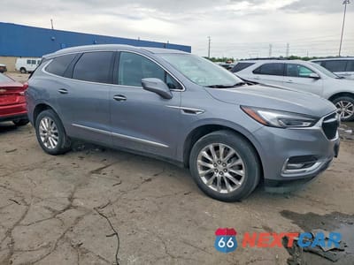 Czwarte zdjęcie samochodu z boku: 2020 BUICK ENCLAVE ESSENCE VIN:5GAERBKW0LJ126478 - miniatura