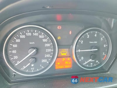 Zdjęcie 9 z 12 samochodu: 2009 BMW 328 XI VIN:WBAPK73509A449496 - miniatura