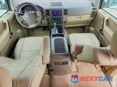 Zdjęcie 8 z 12 samochodu: 2012 NISSAN TITAN SV VIN:1N6BA0ECXCN330984 - miniatura