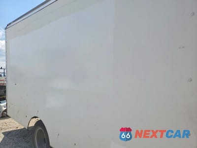 Zdjęcie 11 z 13 samochodu: 2020 CHEVROLET EXPRESS DELIVERY TRUCK VIN:1GB3GSCG2L1254583 - miniatura