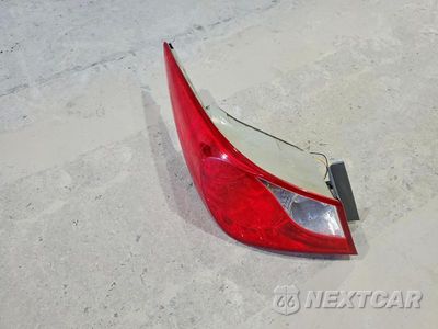 Zdjęcie 12 z 13 samochodu: 2011 HYUNDAI SONATA GLS VIN:5NPEB4AC8BH091489 - miniatura
