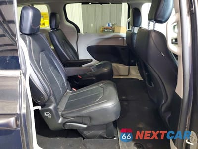 Zdjęcie 11 z 13 samochodu: 2019 CHRYSLER PACIFICA TOURING L VIN:2C4RC1BG9KR665762 - miniatura