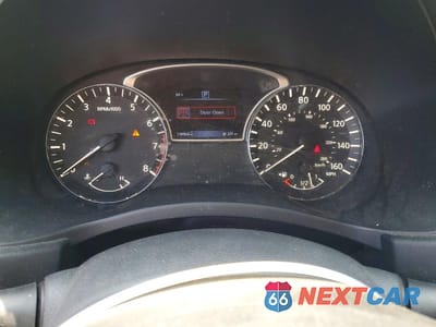 Zdjęcie 9 z 13 samochodu: 2017 NISSAN PATHFINDER S VIN:5N1DR2MN8HC913863 - miniatura
