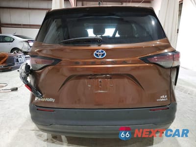 Zdjęcie 6 z 14 samochodu: 2023 TOYOTA SIENNA XLE VIN:5TDYRKEC1PS158524 - miniatura