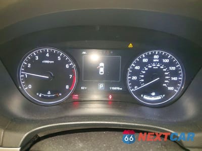 Zdjęcie 9 z 12 samochodu: 2016 HYUNDAI GENESIS 3.8L VIN:KMHGN4JE2GU112993 - miniatura