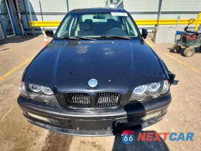 Piąte zdjęcie samochodu w środku: 2001 BMW 325 I VIN:WBAAV33461FU91384 - miniatura