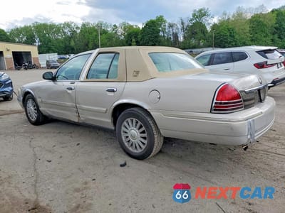 Drugie zdjęcie samochodu z przodu: 2010 MERCURY GRAND MARQUIS LS VIN:2MEBM7FV8AX625322 - miniatura