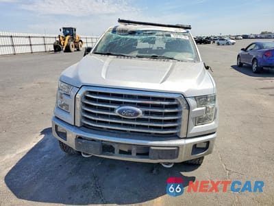 Piąte zdjęcie samochodu w środku: 2015 FORD F150 SUPERCREW VIN:1FTEW1EF3FFA42787 - miniatura