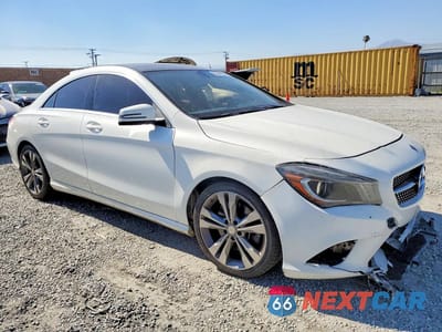 Czwarte zdjęcie samochodu z boku: 2014 MERCEDES-BENZ CLA 250 VIN:WDDSJ4EB9EN038205 - miniatura