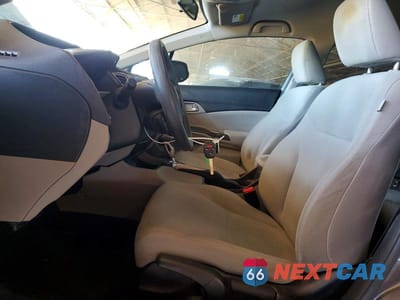 Zdjęcie 7 z 12 samochodu: 2013 HONDA CIVIC LX VIN:19XFB2F51DE089139 - miniatura