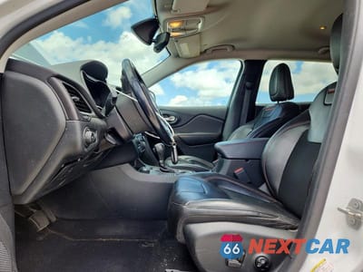 Zdjęcie 7 z 12 samochodu: 2020 JEEP CHEROKEE TRAILHAWK VIN:1C4PJMBX8LD607774 - miniatura
