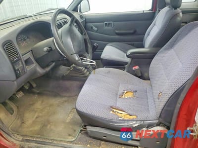 Zdjęcie 7 z 12 samochodu: 1997 NISSAN TRUCK XE VIN:1N6SD16YXVC374361 - miniatura