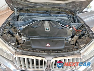 Zdjęcie 11 z 12 samochodu: 2015 BMW X5 XDRIVE50I VIN:5UXKR6C59F0J79249 - miniatura