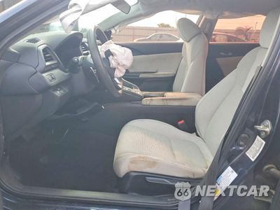 Zdjęcie 7 z 13 samochodu: 2019 HONDA INSIGHT EX VIN:19XZE4F56KE033999 - miniatura