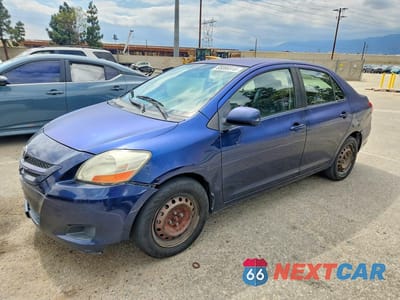 2007 TOYOTA YARIS BASE JTDBT923371117006 - główne zdjęcie licytacji z USA - miniatura