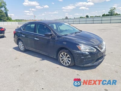 Czwarte zdjęcie samochodu z boku: 2019 NISSAN SENTRA SV VIN:3N1AB7AP5KL625571 - miniatura