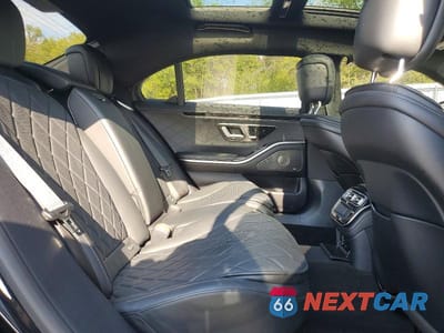 Zdjęcie 10 z 12 samochodu: 2021 MERCEDES-BENZ S 580 4MATIC VIN:W1K6G7GBXMA046639 - miniatura