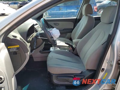 Zdjęcie 7 z 13 samochodu: 2010 HYUNDAI ELANTRA GLS VIN:KMHDU4AD7AU146609 - miniatura