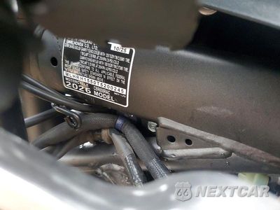 Zdjęcie 9 z 9 samochodu: 2026 HONDA CBR650 R VIN:MLHRH1550T5200245 - miniatura