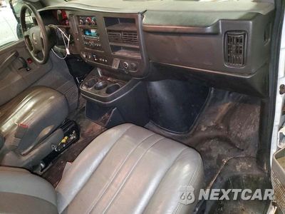 Zdjęcie 8 z 13 samochodu: 2019 GMC SAVANA G2500 VIN:1GTW7AFP8K1159314 - miniatura