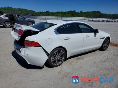 Trzecie zdjęcie samochodu z tyłu: 2017 JAGUAR XE PREMIUM VIN:SAJAJ4BV8HA975404 - miniatura