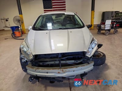 Piąte zdjęcie samochodu w środku: 2016 FORD FIESTA SE VIN:3FADP4BJ0GM163061 - miniatura