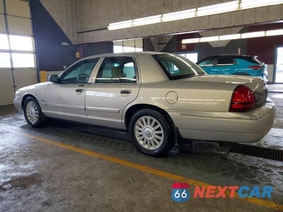 Drugie zdjęcie samochodu z przodu: 2010 MERCURY GRAND MARQUIS LS VIN:2MEBM7FV2AX600867 - miniatura