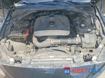 Zdjęcie 11 z 12 samochodu: 2017 JAGUAR XE VIN:SAJAR4BG8HA962887 - miniatura