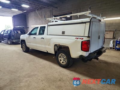 Drugie zdjęcie samochodu z przodu: 2018 CHEVROLET SILVERADO K1500 VIN:1GCVKNEH1JZ217758 - miniatura