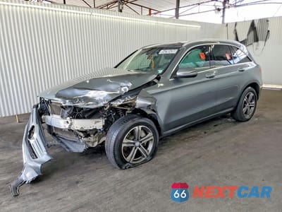 2017 MERCEDES-BENZ GLC 300 4MATIC WDC0G4KB2HF144413 - główne zdjęcie licytacji z USA - miniatura