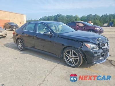 Czwarte zdjęcie samochodu z boku: 2016 MERCEDES-BENZ E 350 4MATIC VIN:WDDHF8JB1GB301414 - miniatura