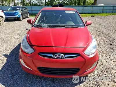 Piąte zdjęcie samochodu w środku: 2013 HYUNDAI ACCENT GLS VIN:KMHCU4AE3DU340840 - miniatura