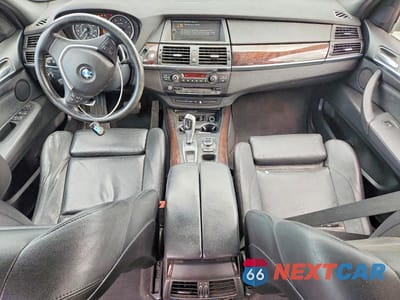 Zdjęcie 8 z 13 samochodu: 2013 BMW X5 XDRIVE35I VIN:5UXZV4C5XDL994103 - miniatura