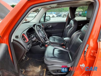 Zdjęcie 7 z 13 samochodu: 2015 JEEP RENEGADE VIN:ZACCJBCT6FPC45559 - miniatura