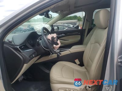 Zdjęcie 7 z 13 samochodu: 2021 BUICK ENCLAVE ESSENCE VIN:5GAERBKW2MJ156003 - miniatura