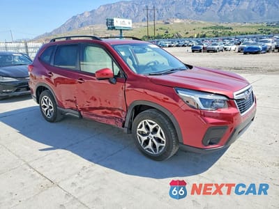 Czwarte zdjęcie samochodu z boku: 2021 SUBARU FORESTER PREMIUM VIN:JF2SKAJC5MH442203 - miniatura