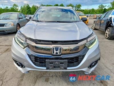 Piąte zdjęcie samochodu w środku: 2019 HONDA HR-V SPORT VIN:3CZRU6H16KG722741 - miniatura