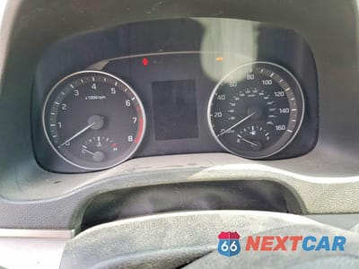 Zdjęcie 9 z 12 samochodu: 2017 HYUNDAI ELANTRA SE VIN:5NPD74LF5HH151984 - miniatura