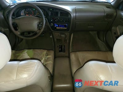 Zdjęcie 8 z 12 samochodu: 1994 TOYOTA CAMRY XLE VIN:JT2GK13E0R0020339 - miniatura