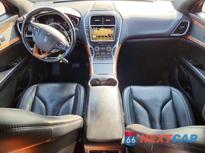Zdjęcie 8 z 13 samochodu: 2016 LINCOLN MKX SELECT VIN:2LMTJ6KR2GBL74630 - miniatura