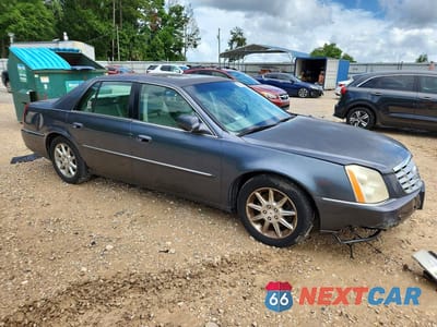 Czwarte zdjęcie samochodu z boku: 2010 CADILLAC DTS LUXURY COLLECTION VIN:1G6KD5EY6AU133691 - miniatura